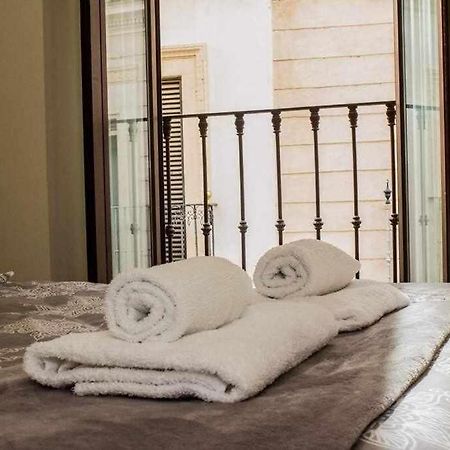 Casa Con Piscina Junto Catedral De Sevilla المظهر الخارجي الصورة