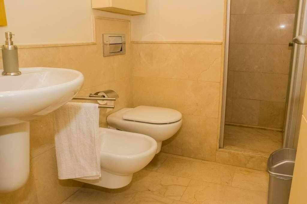 Casa Con Piscina Junto Catedral De Sevilla المظهر الخارجي الصورة