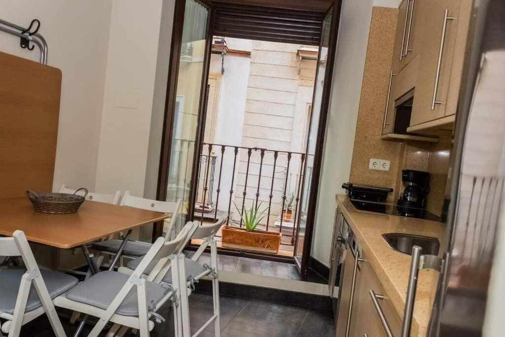 Casa Con Piscina Junto Catedral De Sevilla المظهر الخارجي الصورة